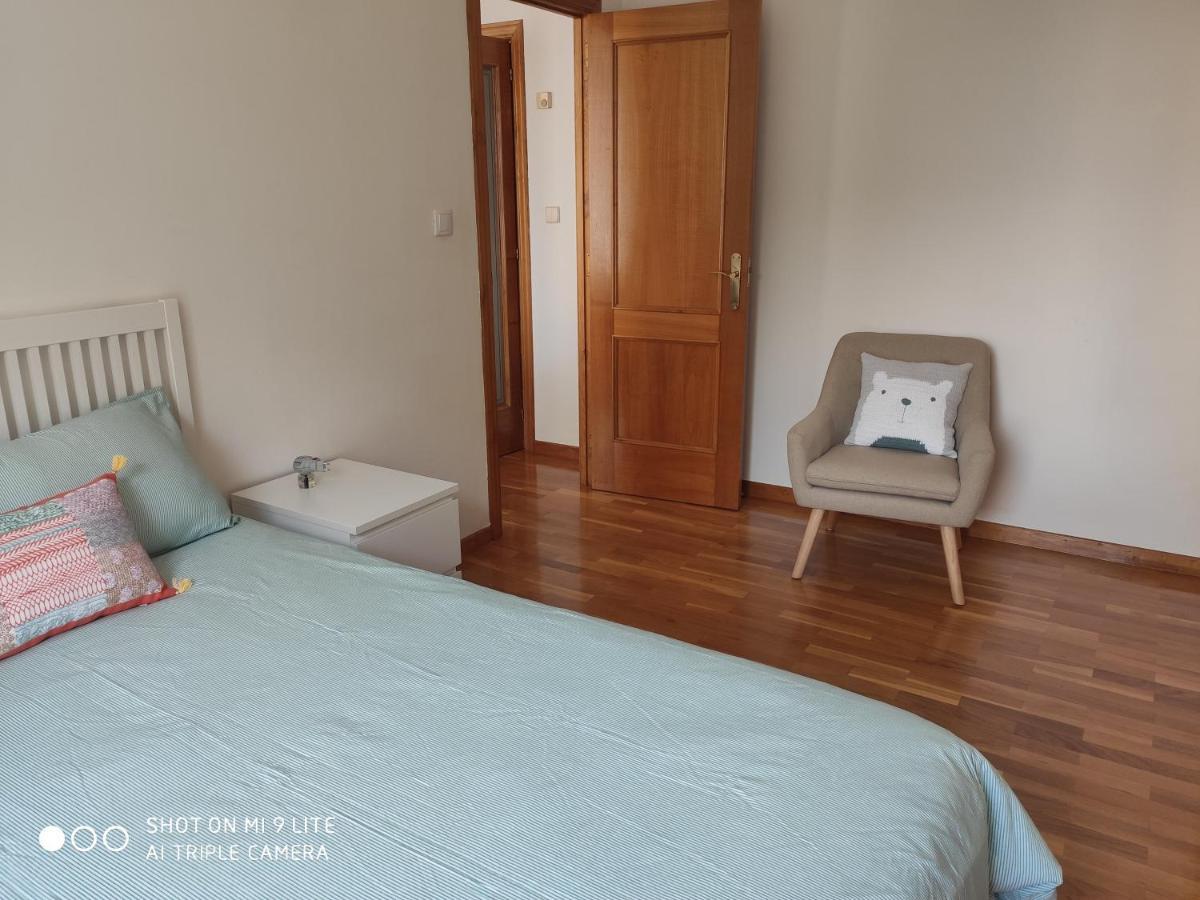 Luminoso Y Acogedor Apartamento En La Playa Oleiros Eksteriør billede