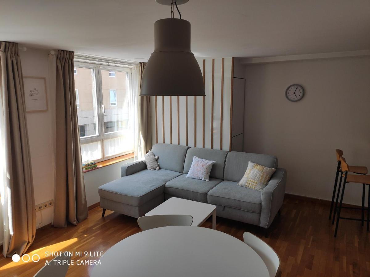 Luminoso Y Acogedor Apartamento En La Playa Oleiros Eksteriør billede