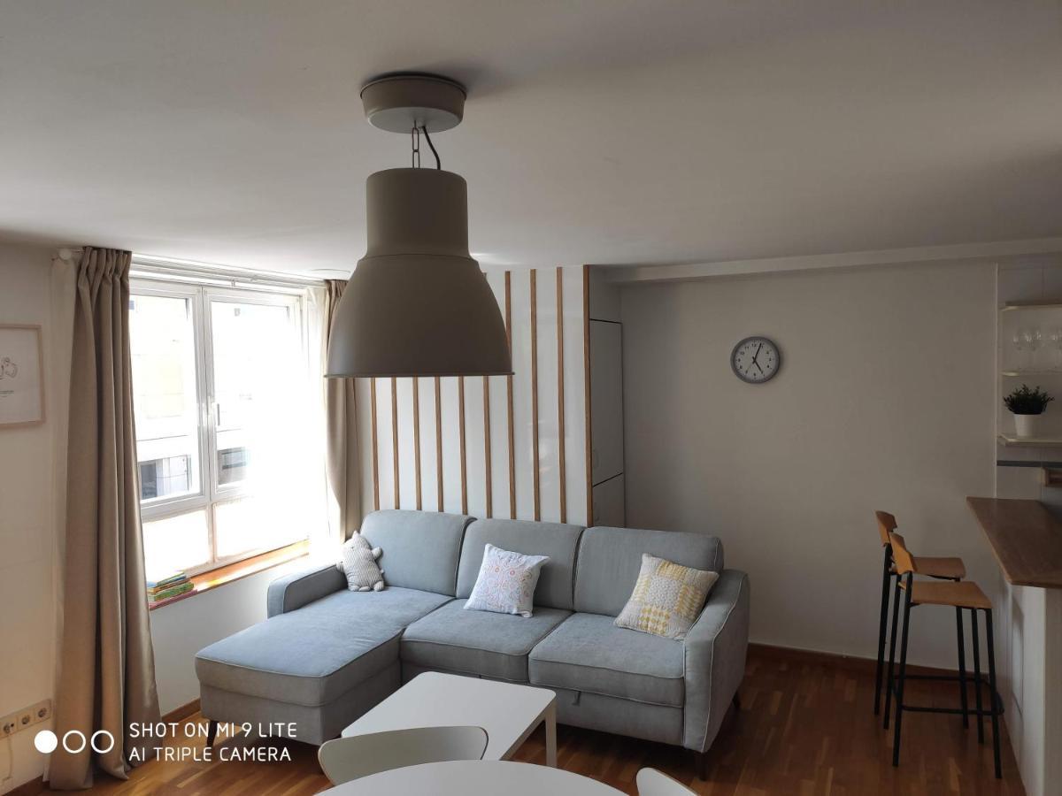 Luminoso Y Acogedor Apartamento En La Playa Oleiros Eksteriør billede